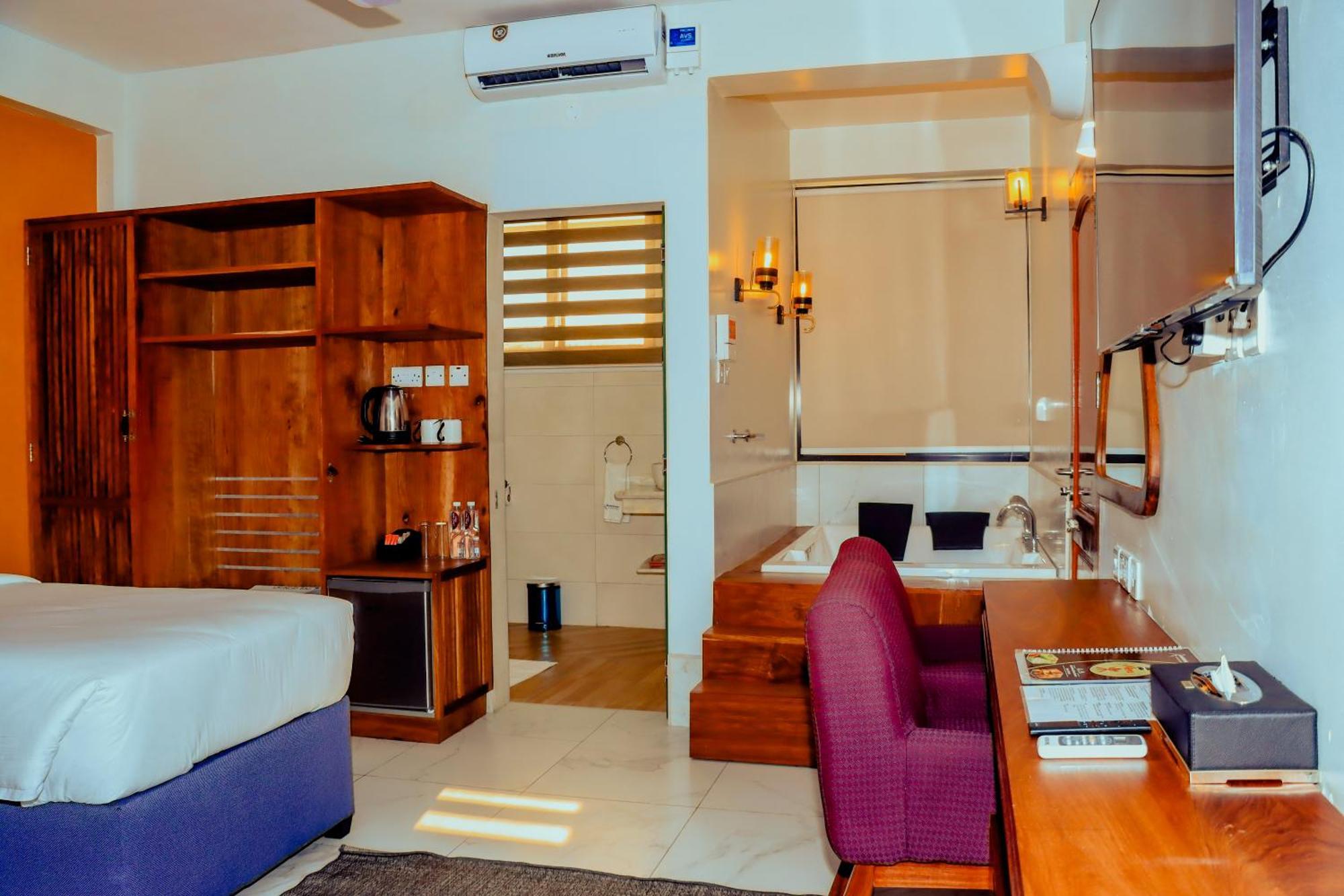 Best Western Jangwani Sea Breeze Resort Dar es Salaam Bagian luar foto